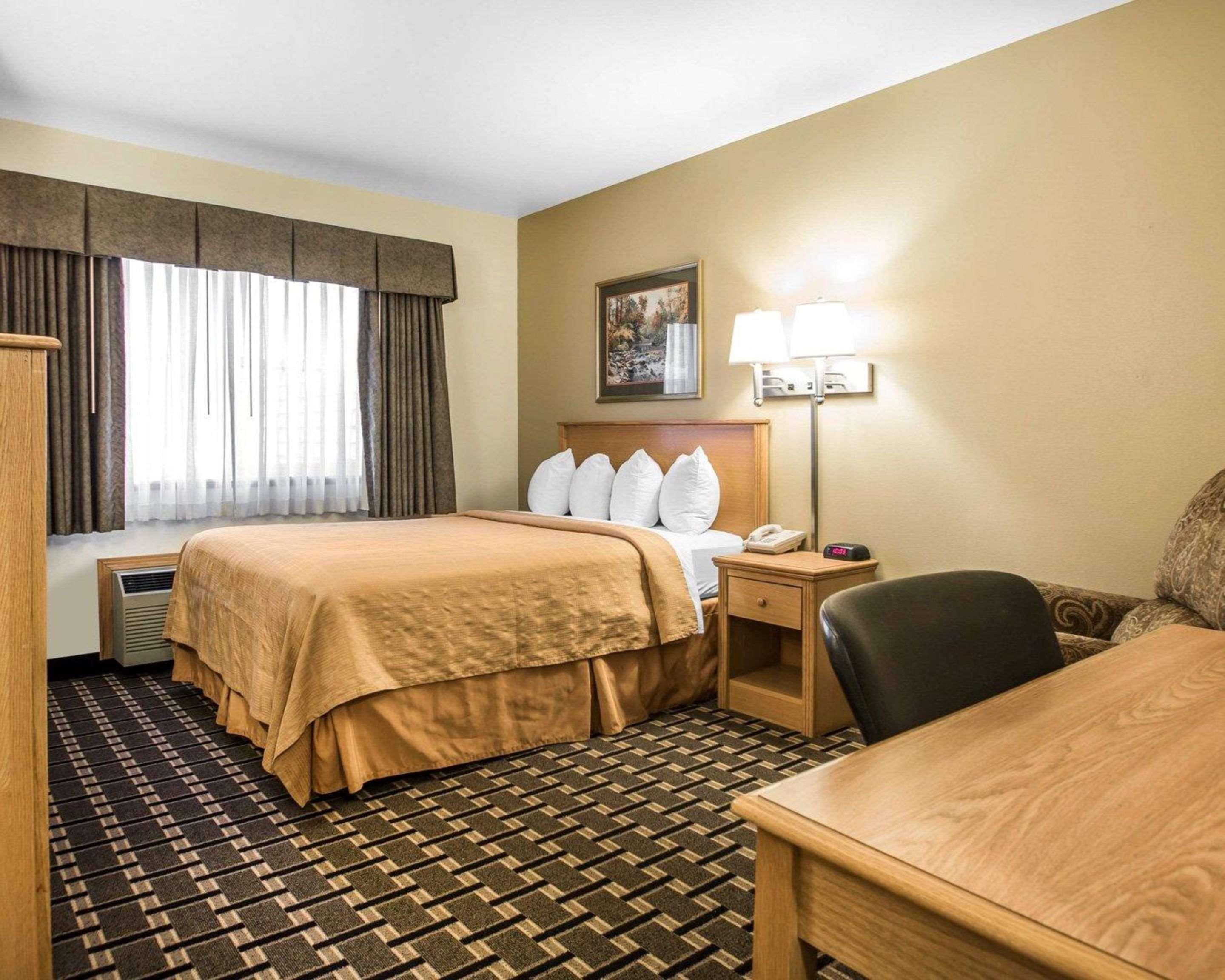 Quality Inn Mauston I-90 Экстерьер фото