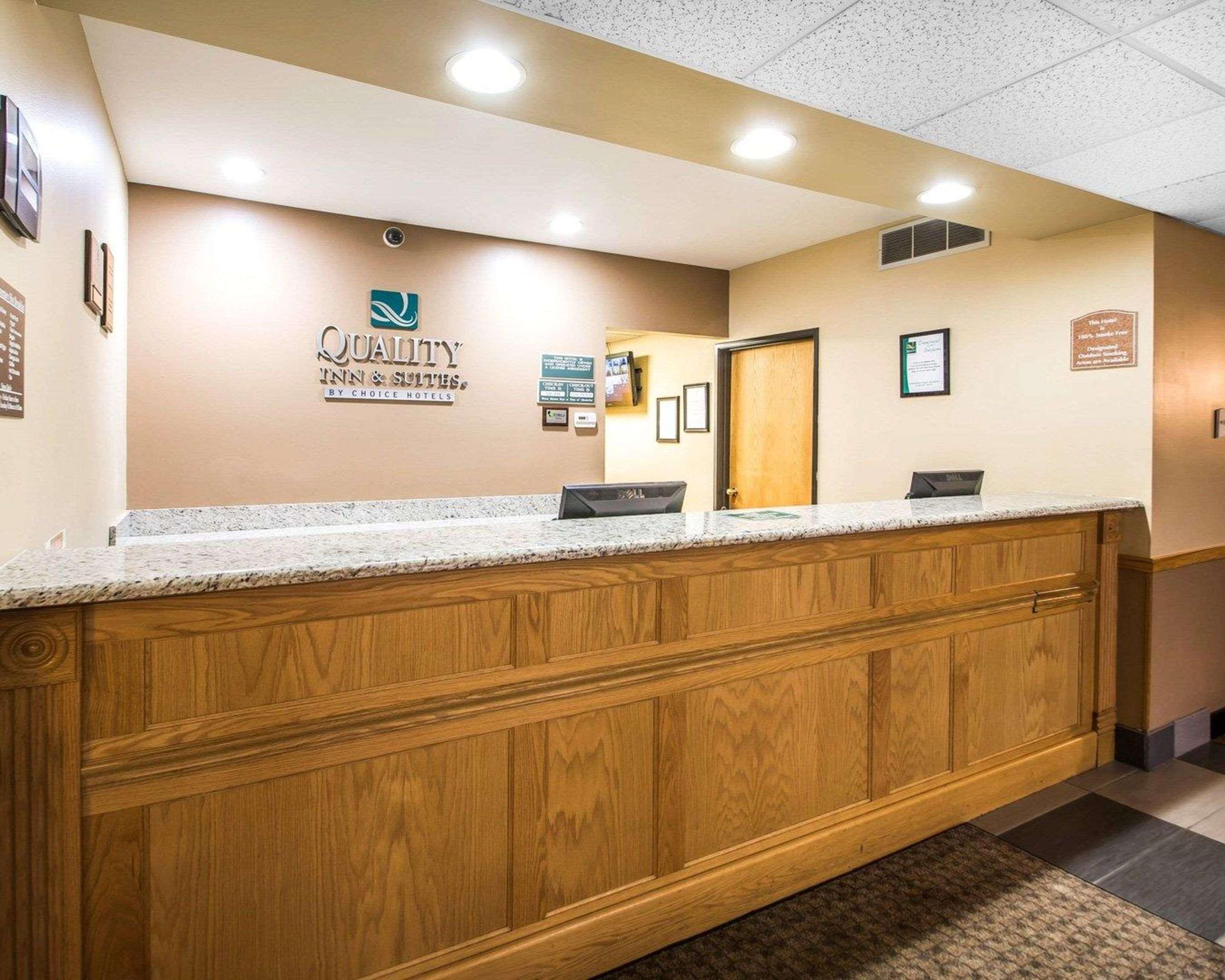 Quality Inn Mauston I-90 Экстерьер фото